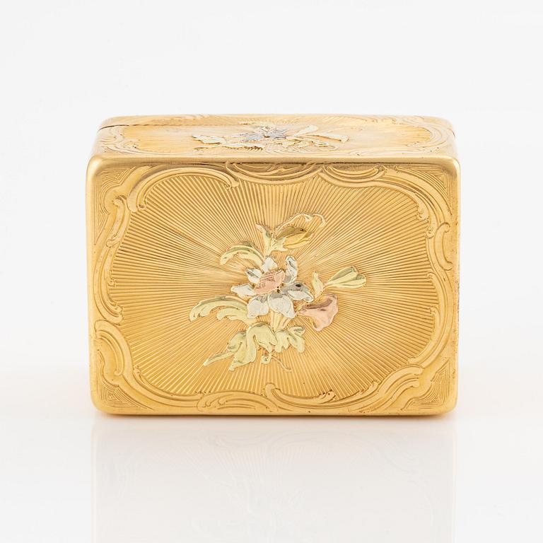 A Swedish 18th century gold snuff-box, marks of Anders Liedberg, designer probably Christian Precht, Stockholm 1763.