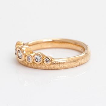 Ring, 18K guld, briljantslipade diamanter, Kultasepät Andreasen,  2011 .