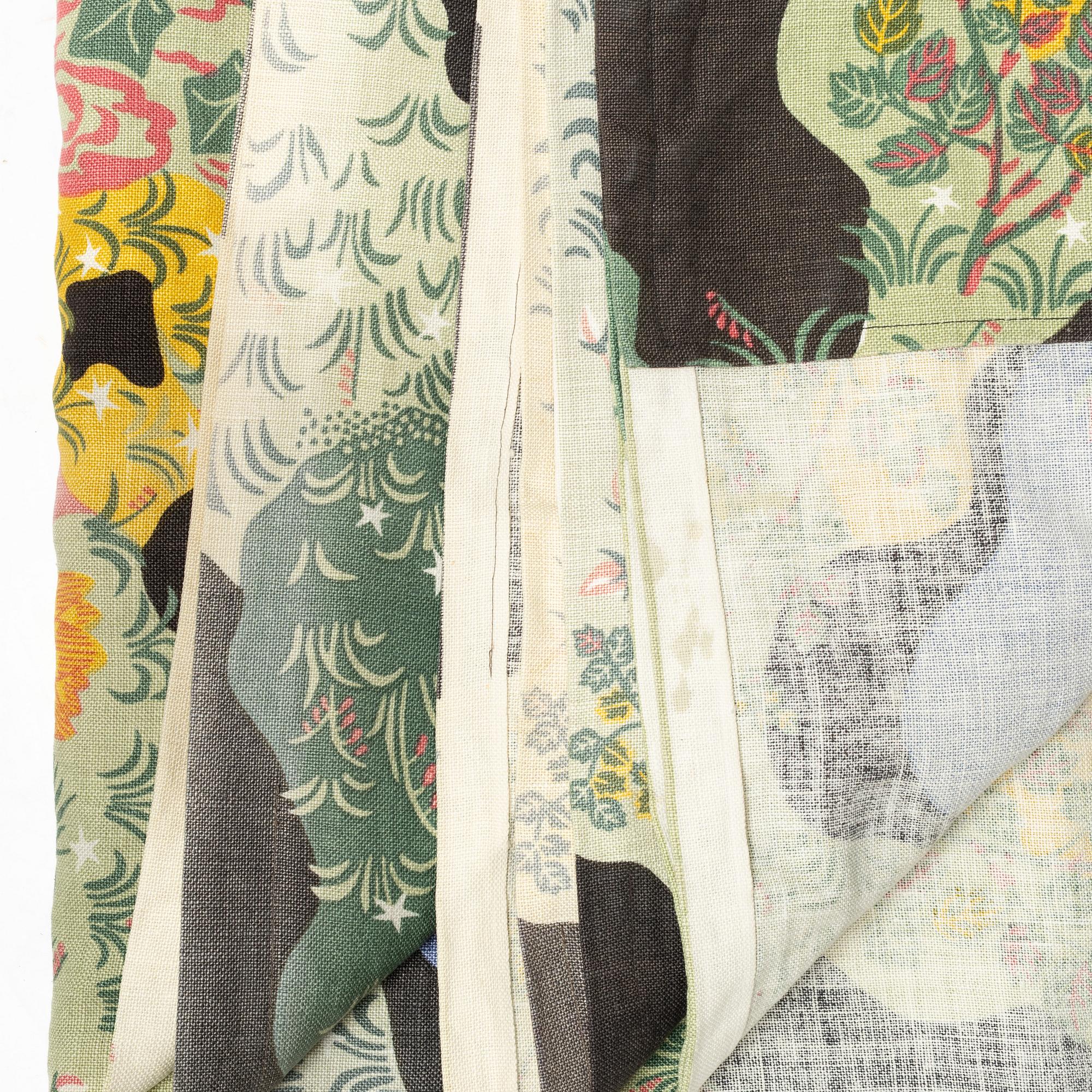 Josef Frank, two linen curtains, 'Anakreon', Firma Svenskt Tenn.