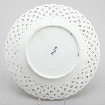 TALLRIK, porslin, Meissen, möjligen Marcolini 1774-1814.