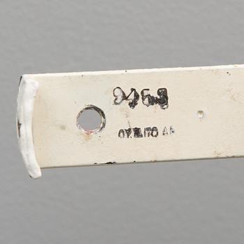 PAAVO TYNELL, seinävalaisin, 9453, leimattu Taito.