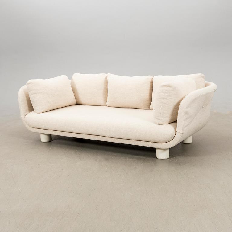 TAF, sofa, "Famna", for the Swedish company Svenskt Tenn, 2020s.