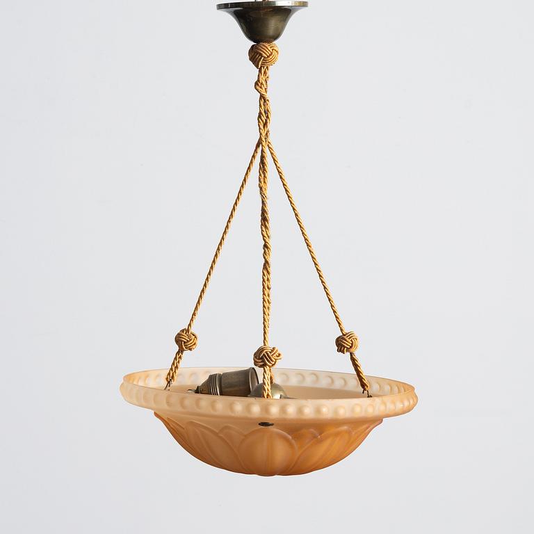 Harald Notini, taklampa, modell "10074", Arvid Böhlmarks Lampfabrik, Stockholm, 1930-tal.