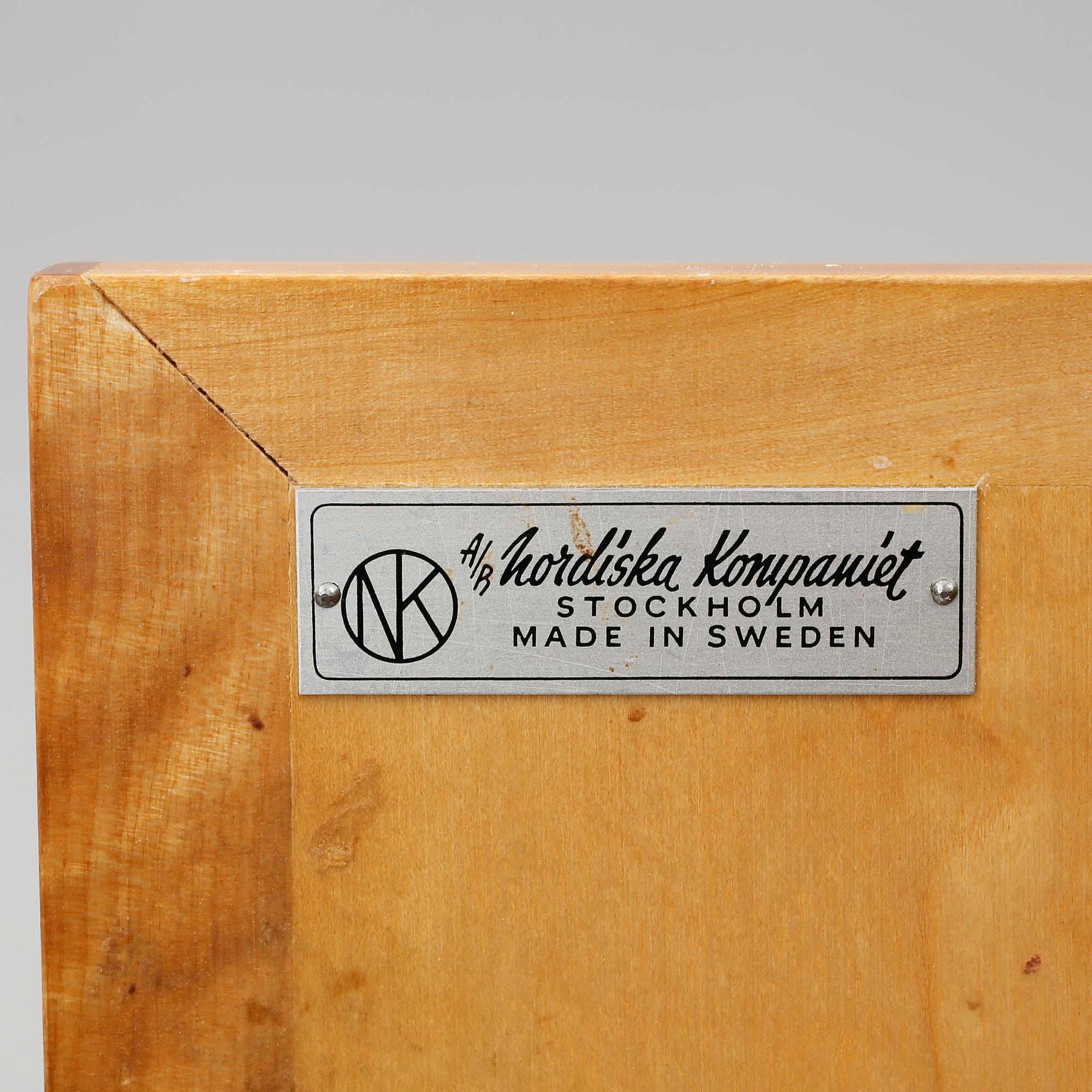 SKÅP, troligen David Rosén, Nordiska Kompaniet, Stockholm, 1900-talets mitt.