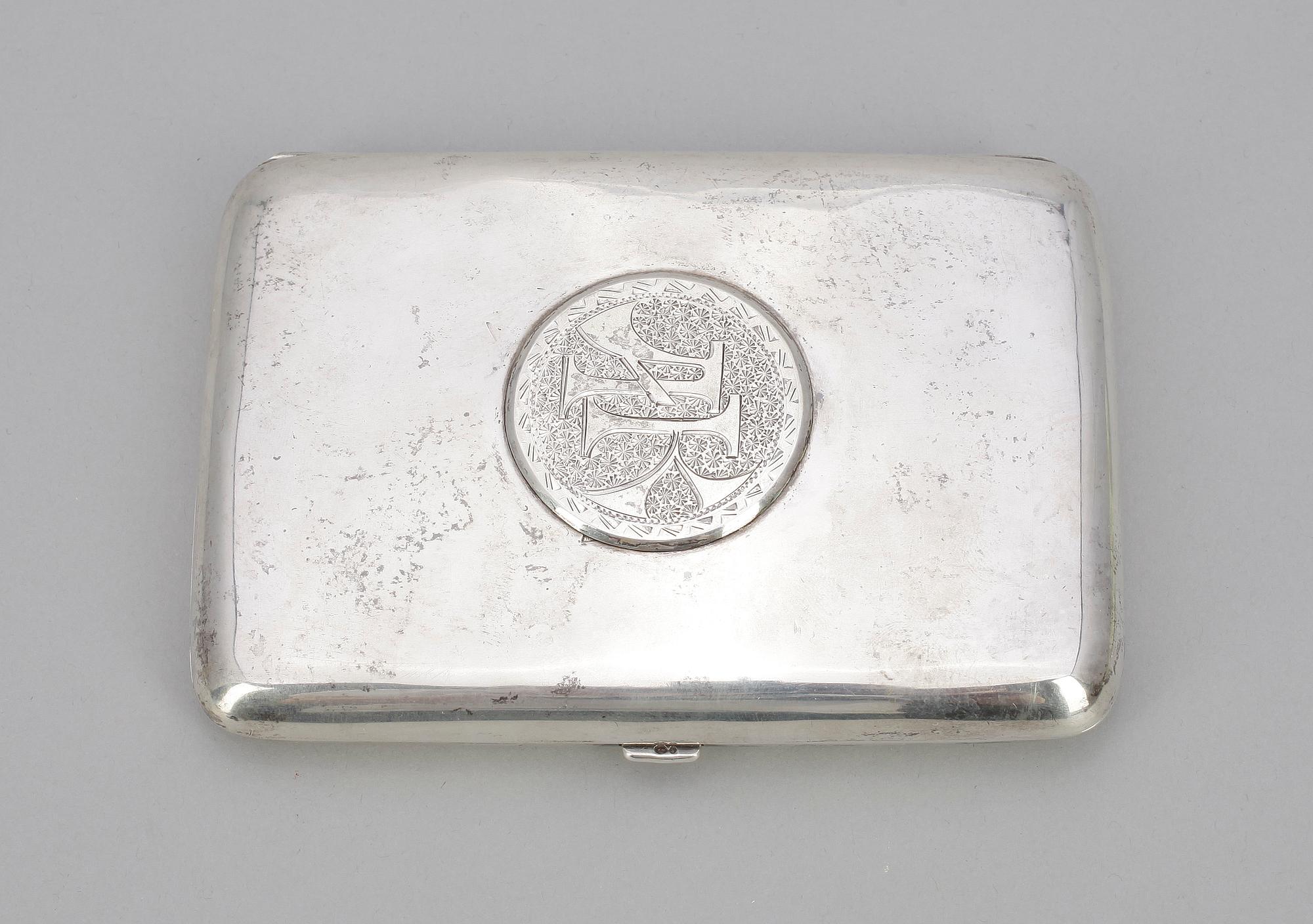 CIGARETTETUI, silver, svenska importstämplar, omkring 1920. Tot vikt ca 161g.