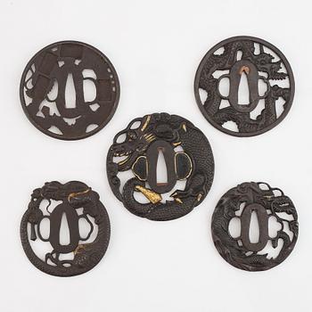 Tsuba, 5 st, troligen 1800-tal.