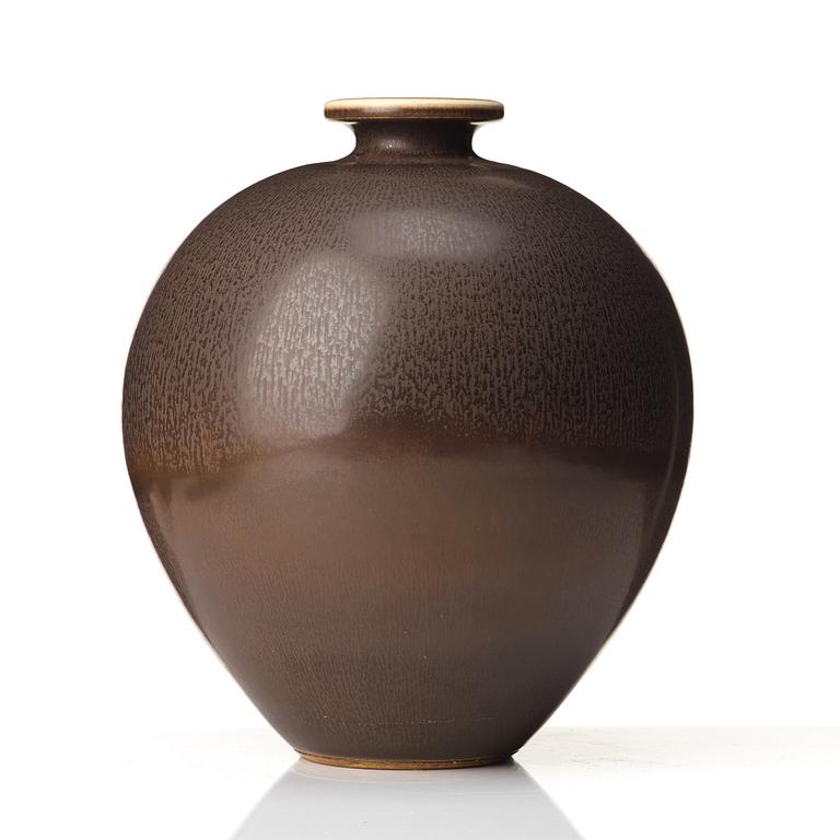 Berndt Friberg, a stoneware vase, Gustavsberg studio, Sweden 1973.