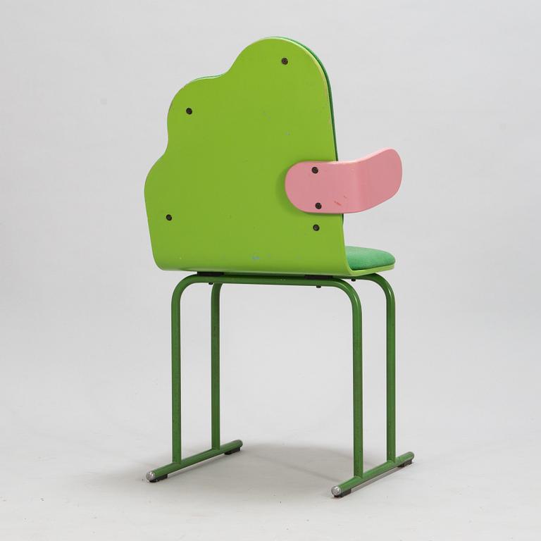 Yrjö kukkapuro, a 1980's 'Cloud' chair for Avarte.