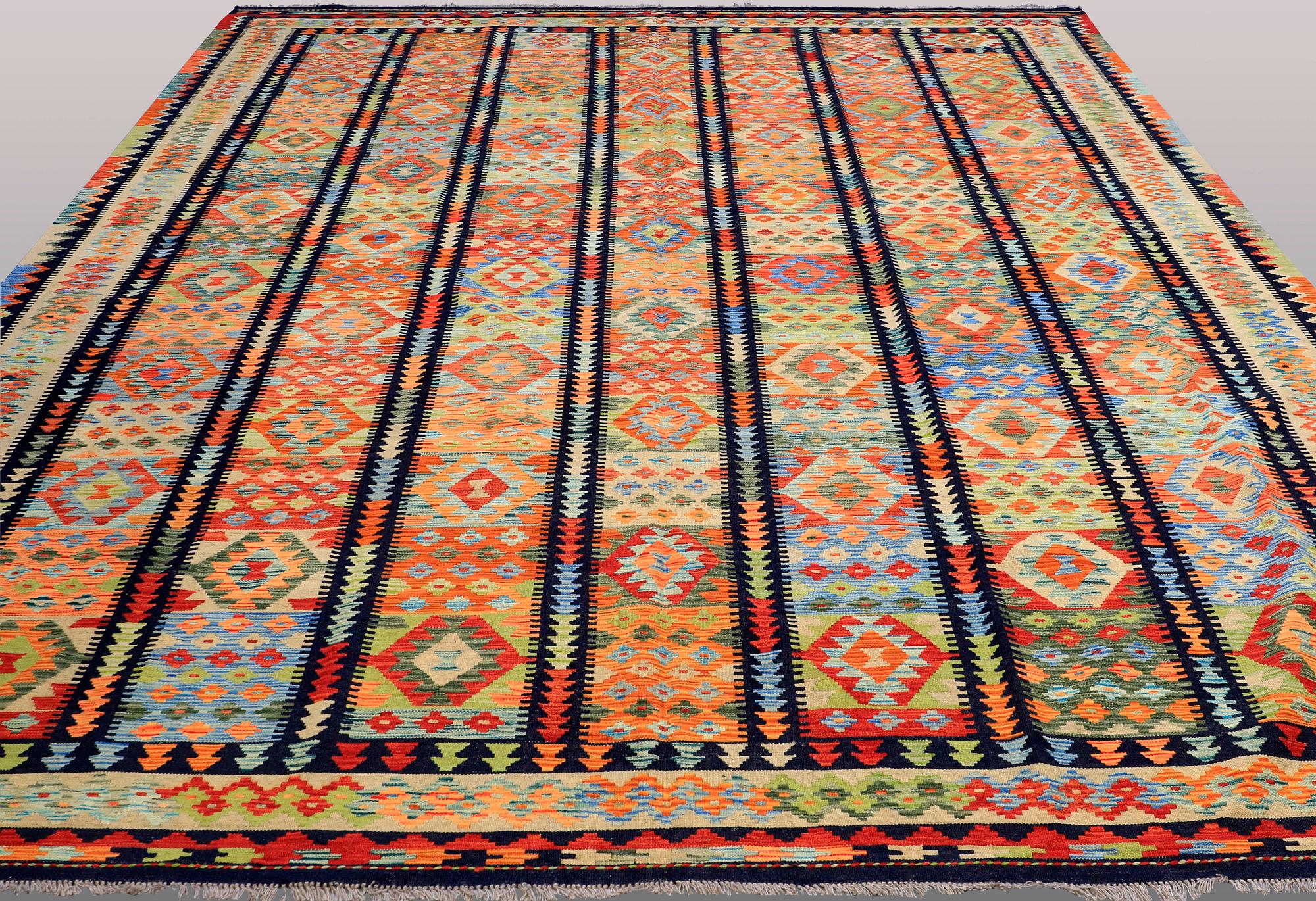 A CARPET, Kilim, ca 390 x 309 cm.