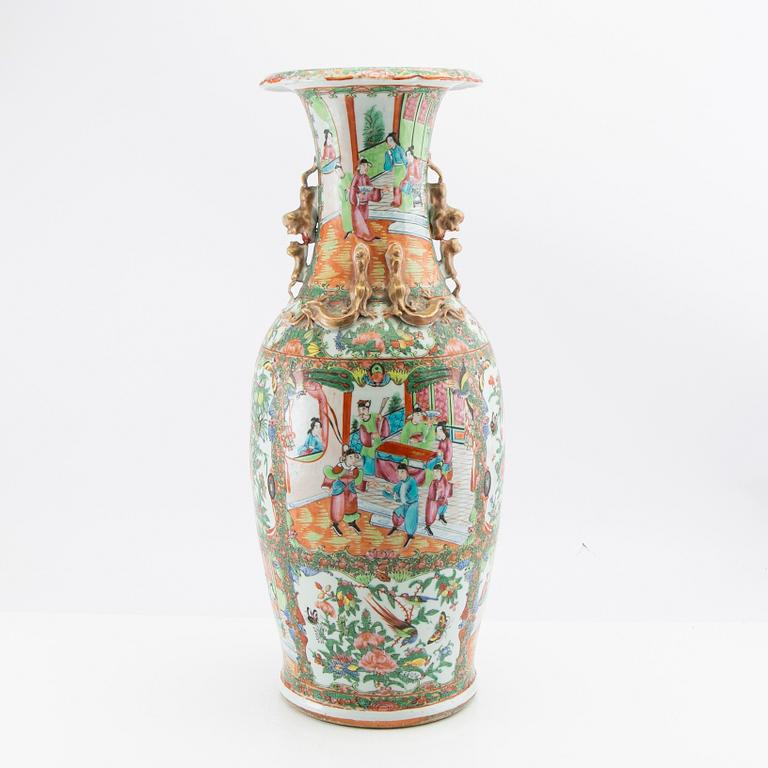 Floor vase China Canton late 19th century porcelain.