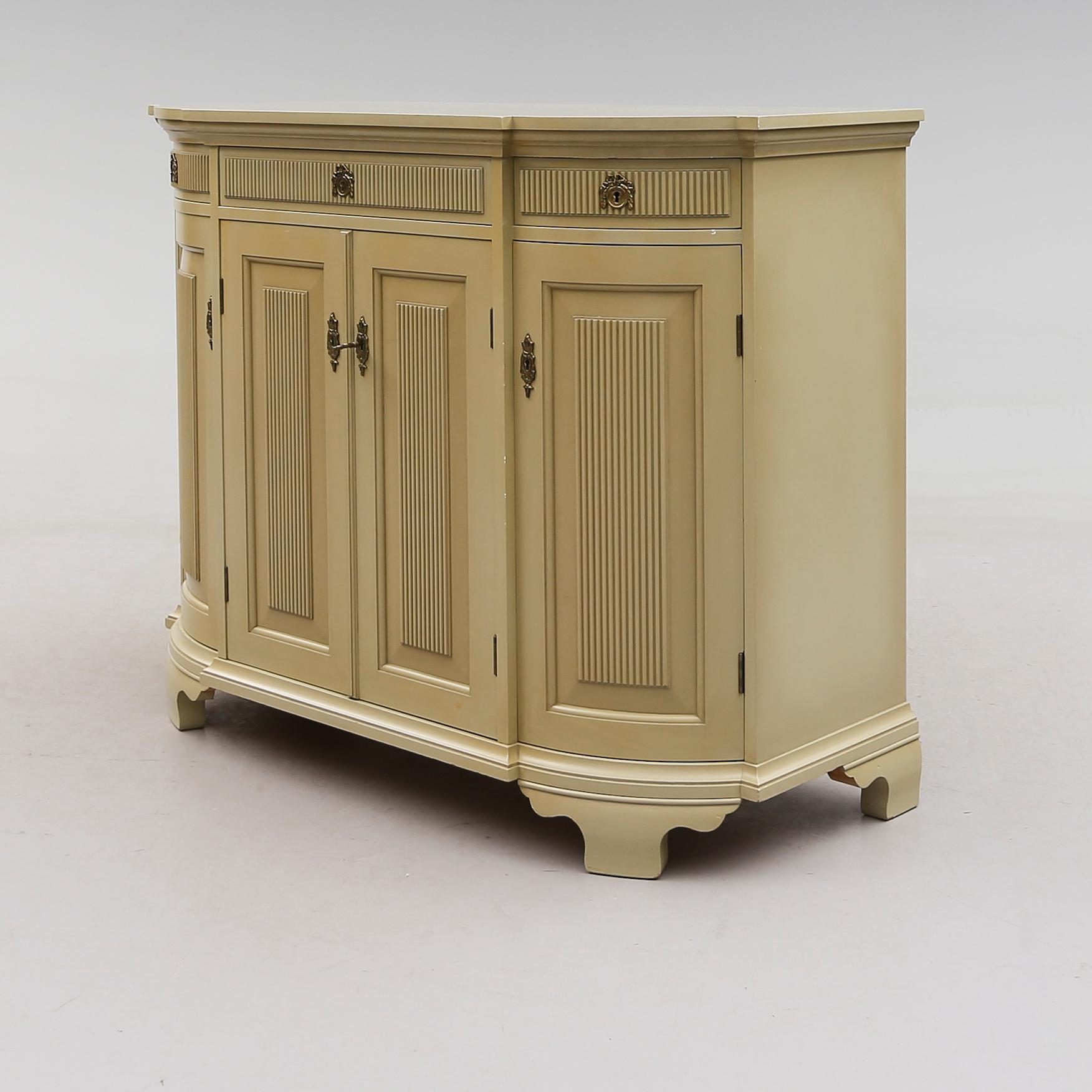 SIDEBOARD, Åmells, gustaviansk stil, 1900-talets andra hälft.