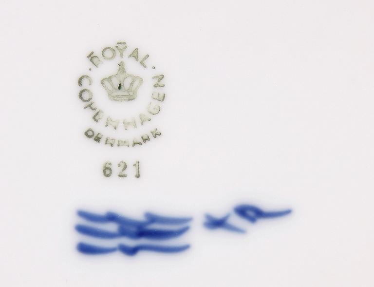 TALLRIKAR, 10 st, porslin, "Blå blomst", Royal Copenhagen, sent 1900-tal.