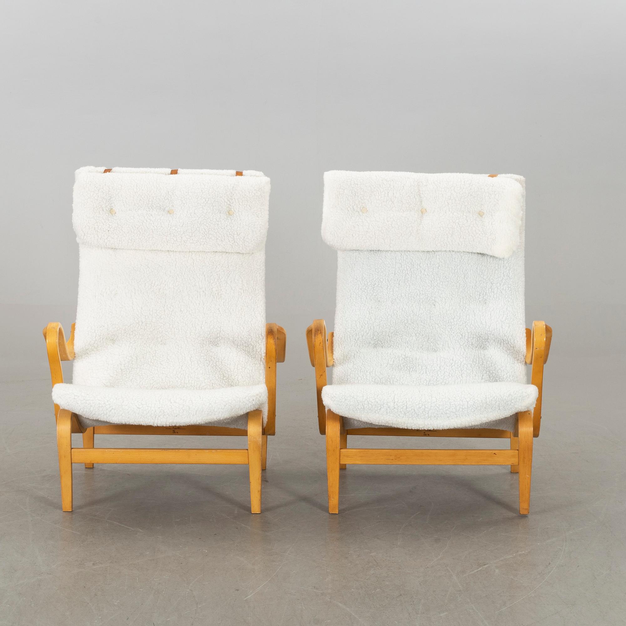 BRUNO MATHSSON, fåtöljer ett par Pernilla 1900-talets senare del.