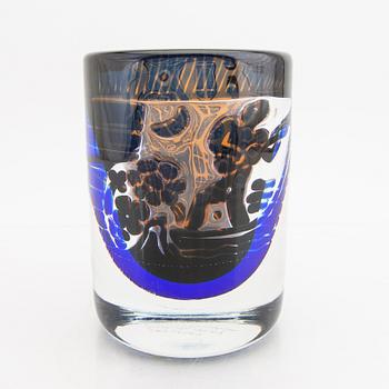 An Edvin Öhrström signed Gonodljären glass vase from Orrefors 1979.
