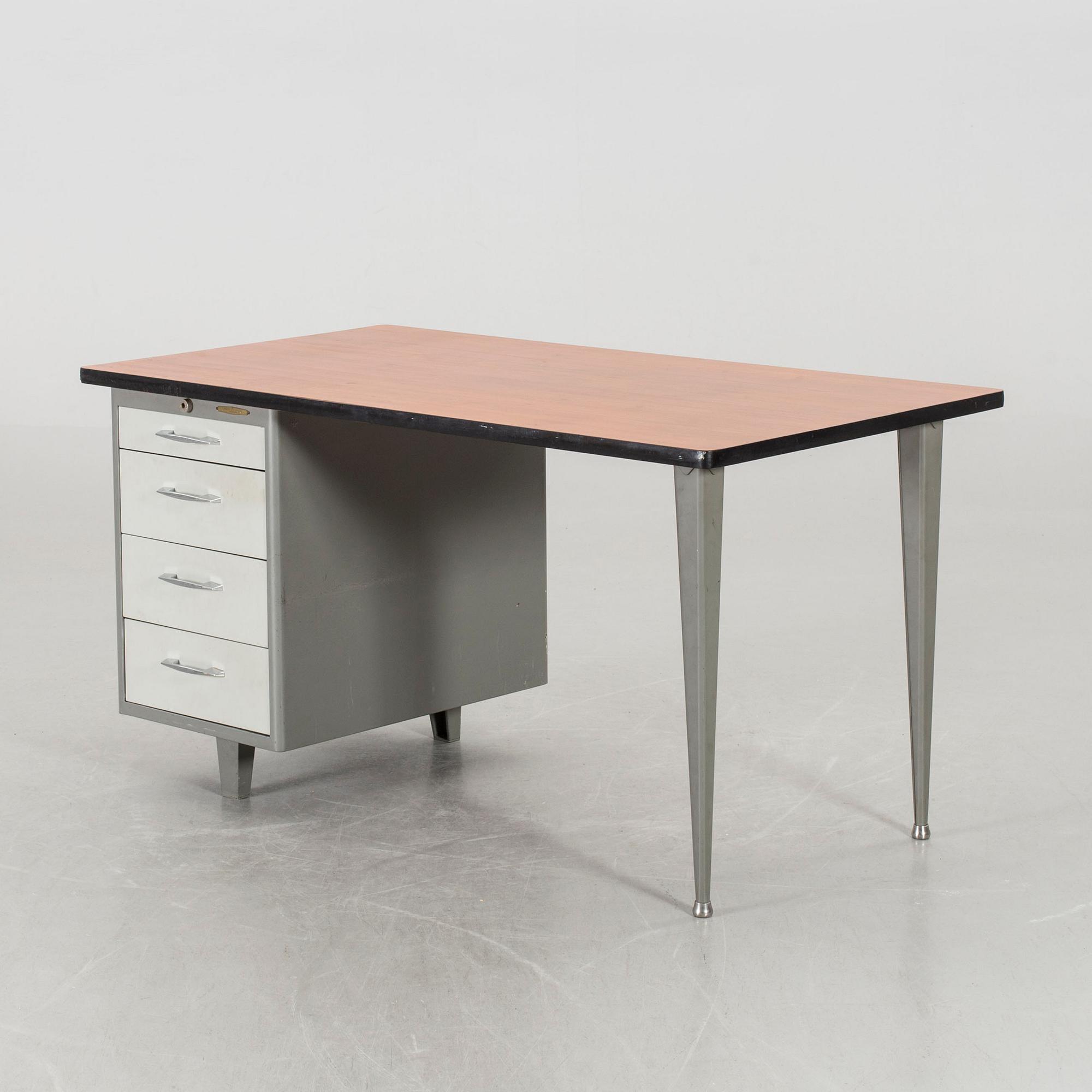 INDUSTRISKRIVBORD, metall, Kontorsmöbler Verkstads AB Lindqvist Motala.