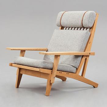 HANS J WEGNER, fåtölj, "GE375" Getama, Danmark, 1970-tal.