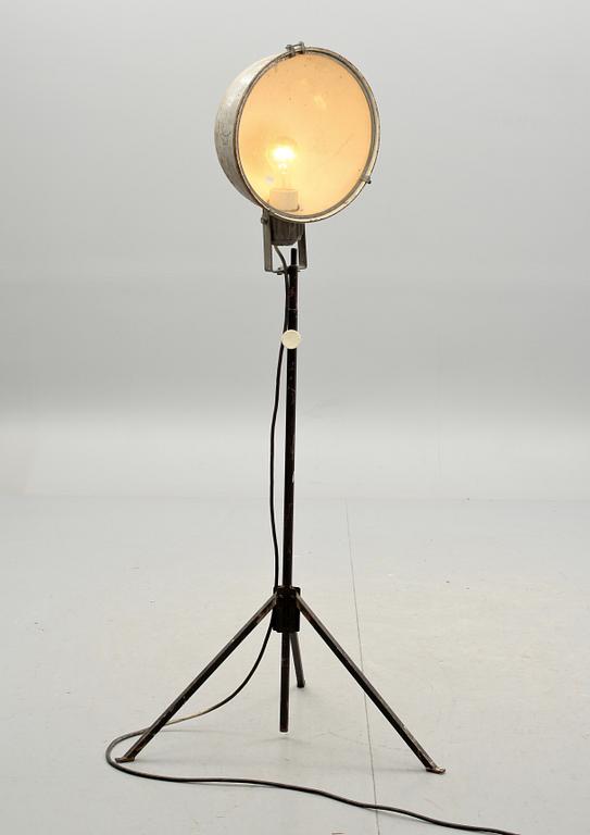 GOLVLAMPA, El-Be Nykvarn, 1900-tal.