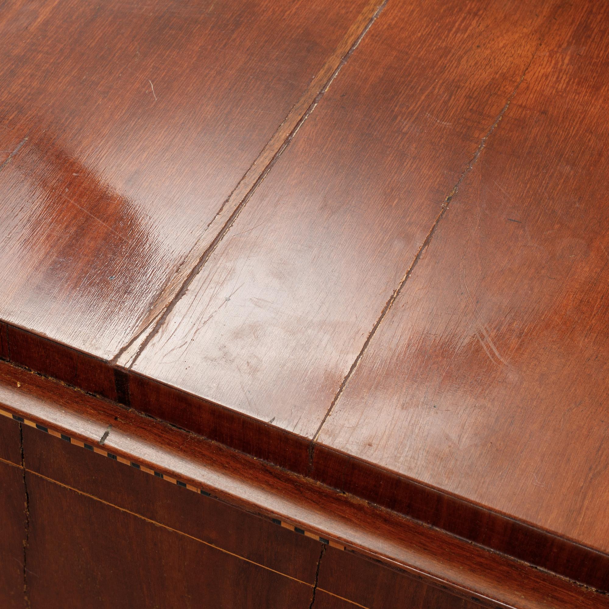 Magnus Samuel Kihlander (verksam 1801-1821), Skrivbyrå, 1800-talets första hälft.