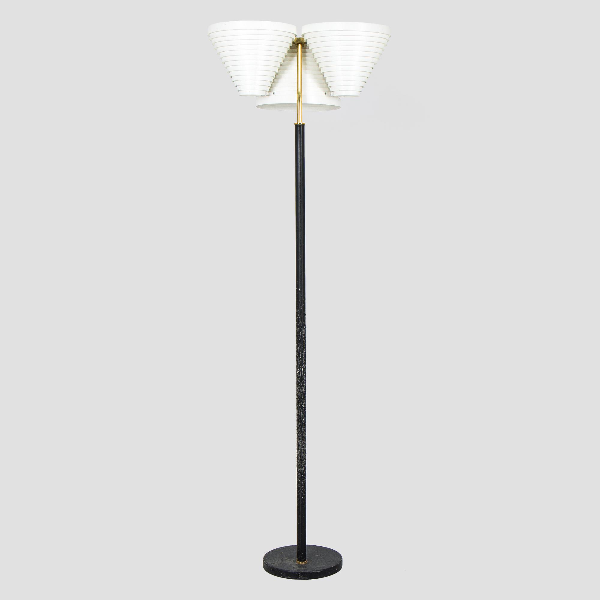 Alvar Aalto, a late 20th century 'A809' floorlamp for Valaisinpaja.
