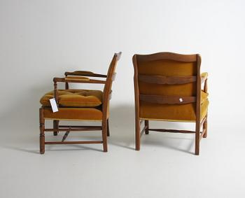 FÅTÖLJER, ett par.