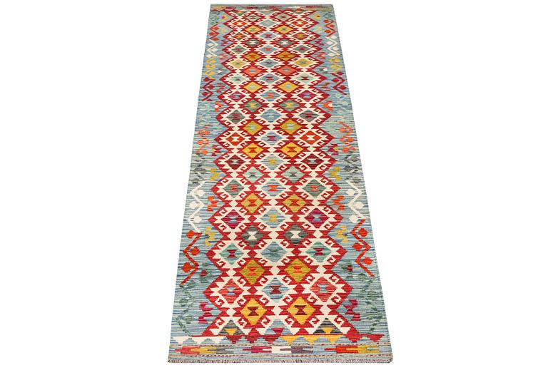 Gallerimatta, Kelim, ca. 390 x 85 cm.
