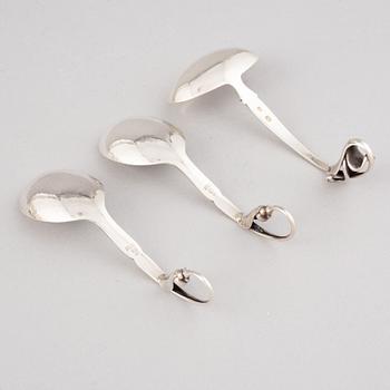 Georg Jensen, saltkar och småskedar, 6 st, sterling silver, Köpenhamn, 1900-talets mitt.