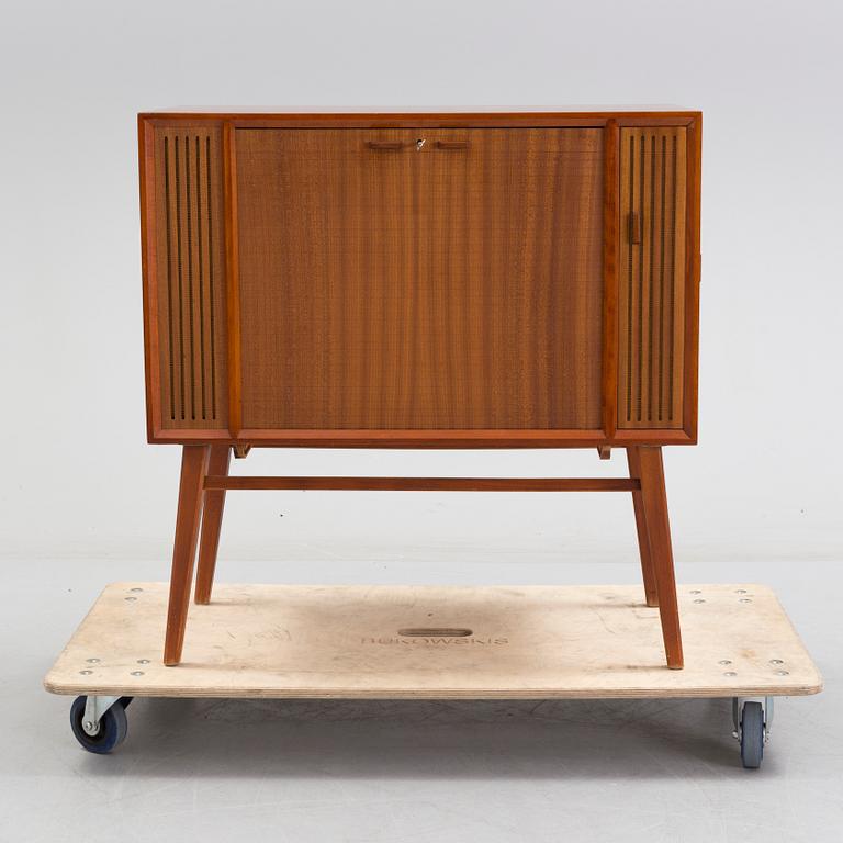 BARSKÅP/TV-SKÅP, 1900-talets mitt.