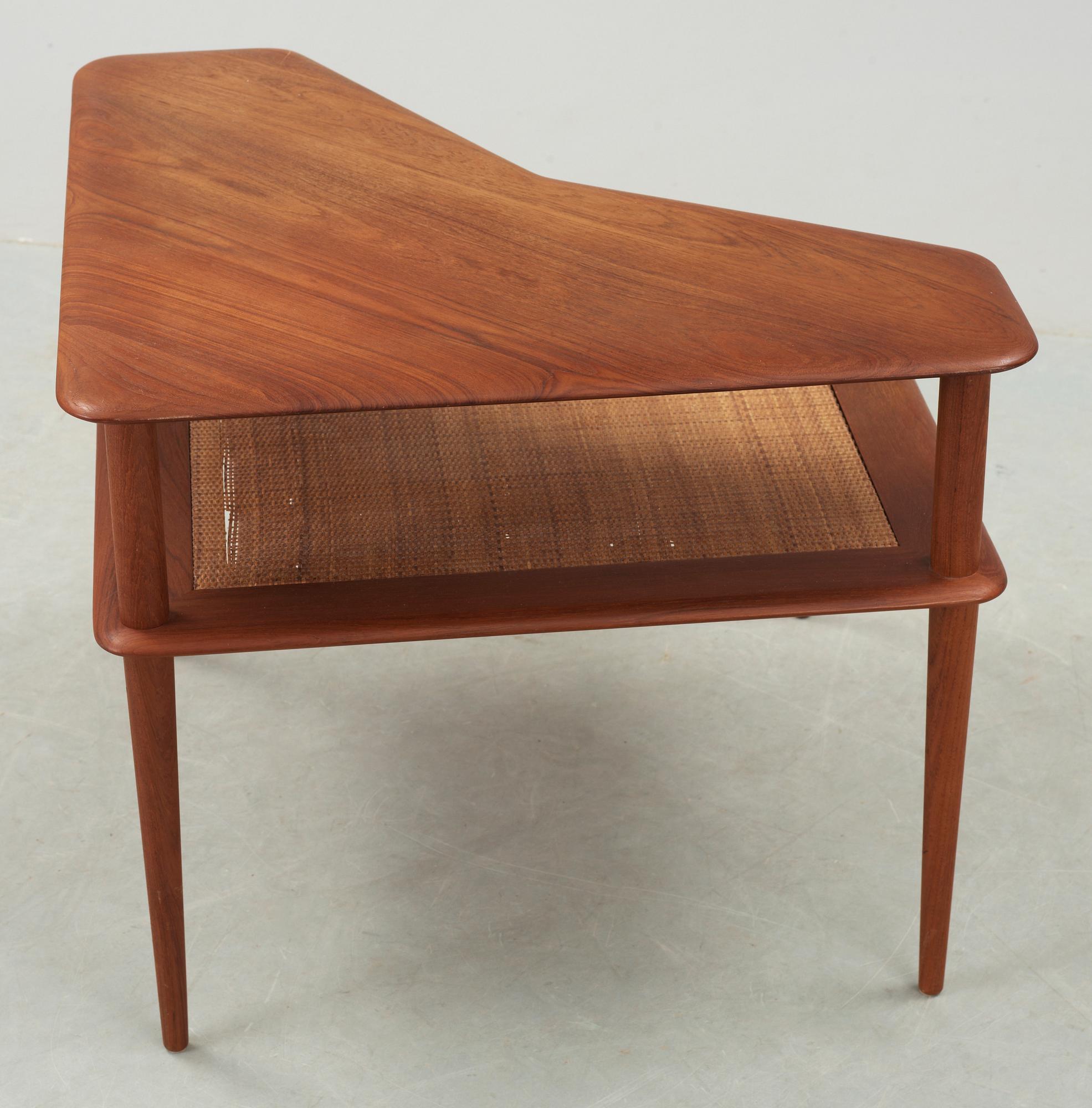 SOFFBORD, "Minerva", Peter Hvidt & Orla Mølgaard Nielsen för France & Daverkosen, Danmark, 1900-talets andra hälft.