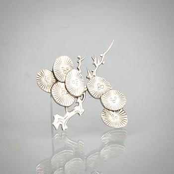 BROSCH, sterling silver. Wiwen Nilsson, Lund 1960. Vikt 13,7 g.