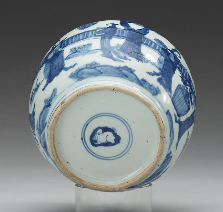 A blue and white jar, Ming dynasty, 17th Century.