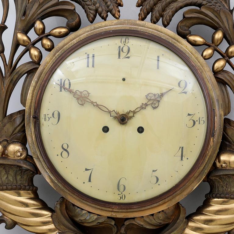 Wall clock in Gustavian style, early 20th century.