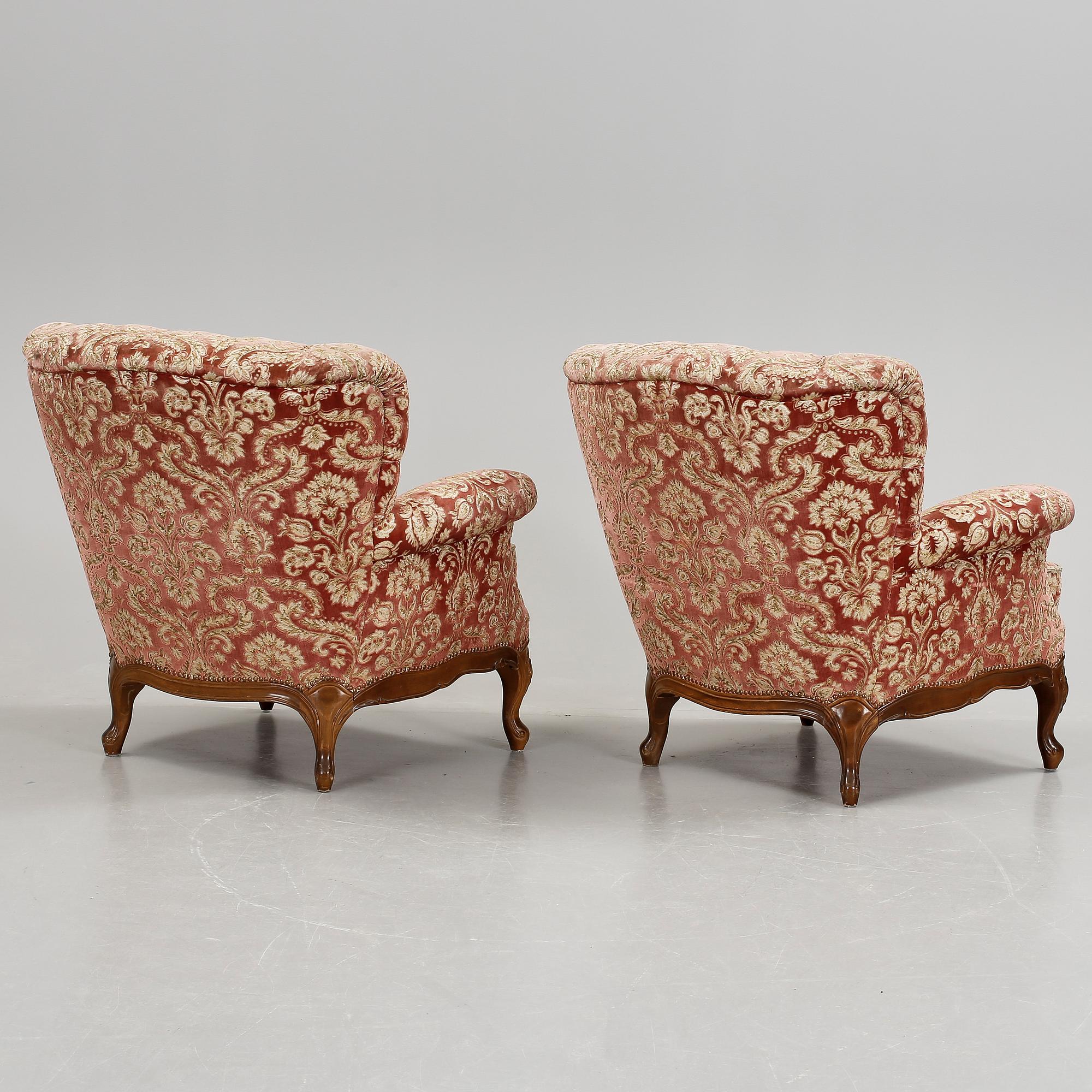FÅTÖLJER, ett par, rokoko-stil, 1900-talets andra kvartal.