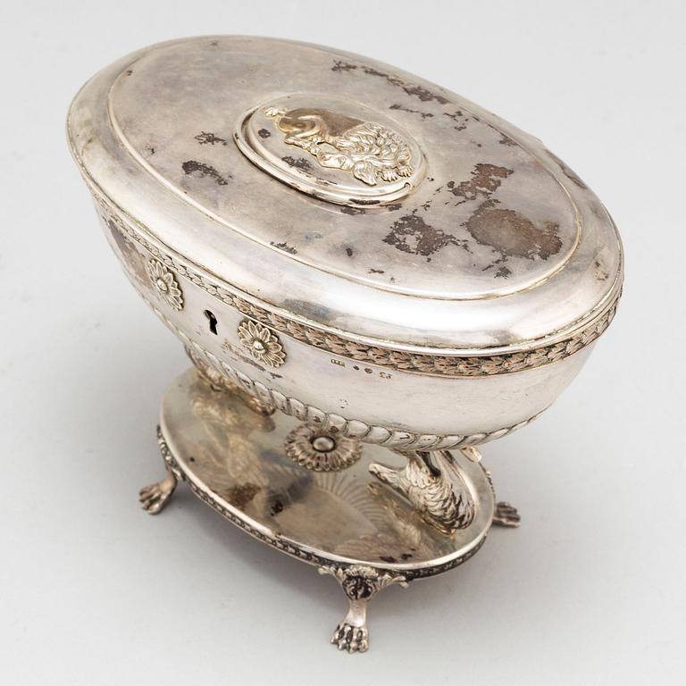 A Swedish Emoire sugar bowl with lid, silver, mark of JOHAN PETTER GRÖNWALL, sockerskrin, silver, Stockholm 1822.