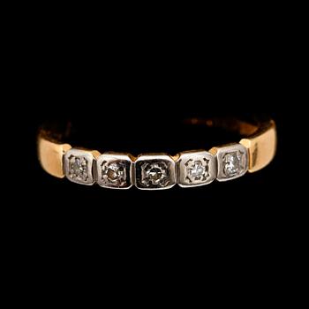 RINGAR, 2 st, 18k guld bla med antikslipade diamanter. Tot.vikt 6g.