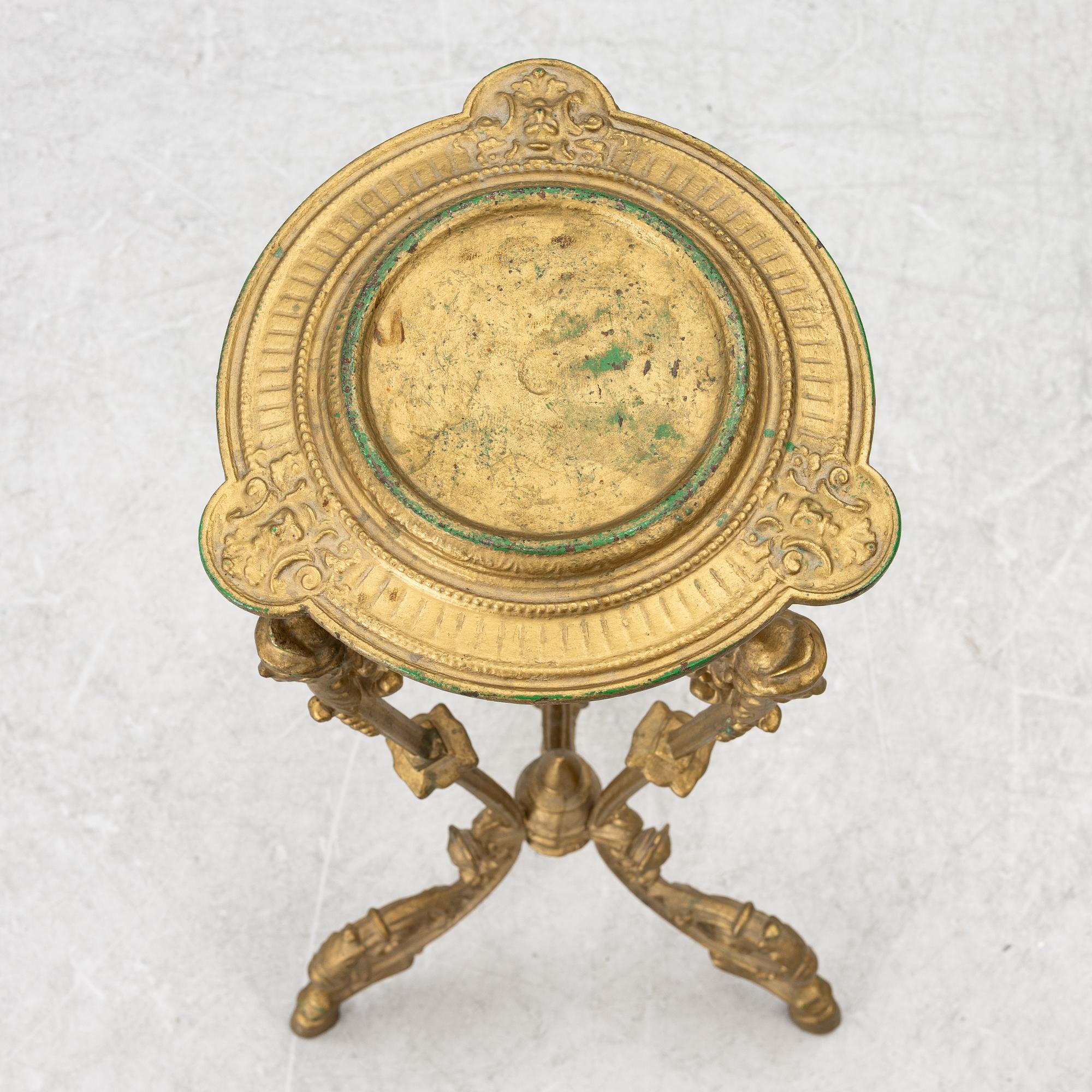 Piedestal, omkring år 1900.