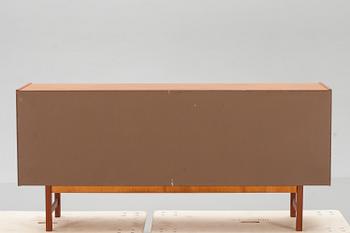 SIDEBOARD, teak. 1950-tal.