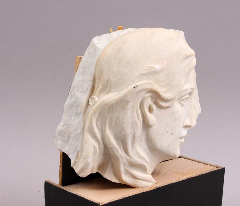 SKULPTURFRAGMENT, marmor.