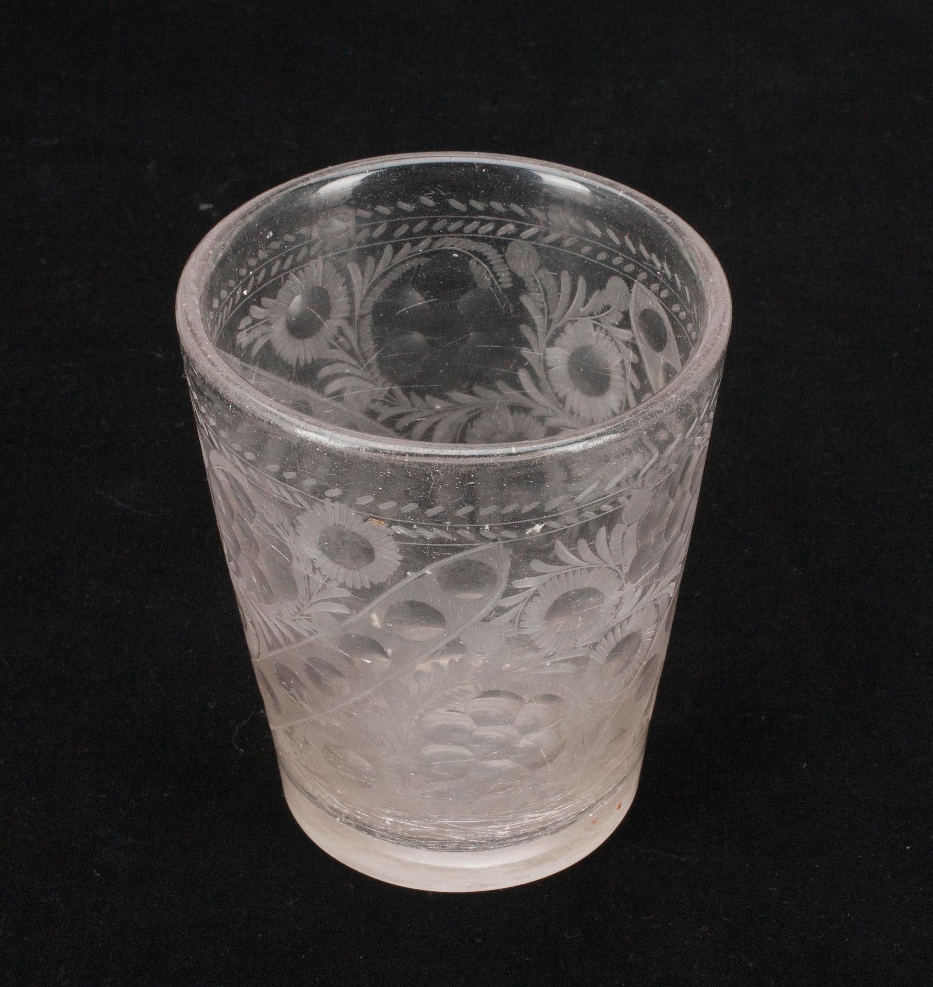 BÄGARE, glas, barock, 1700-tal.