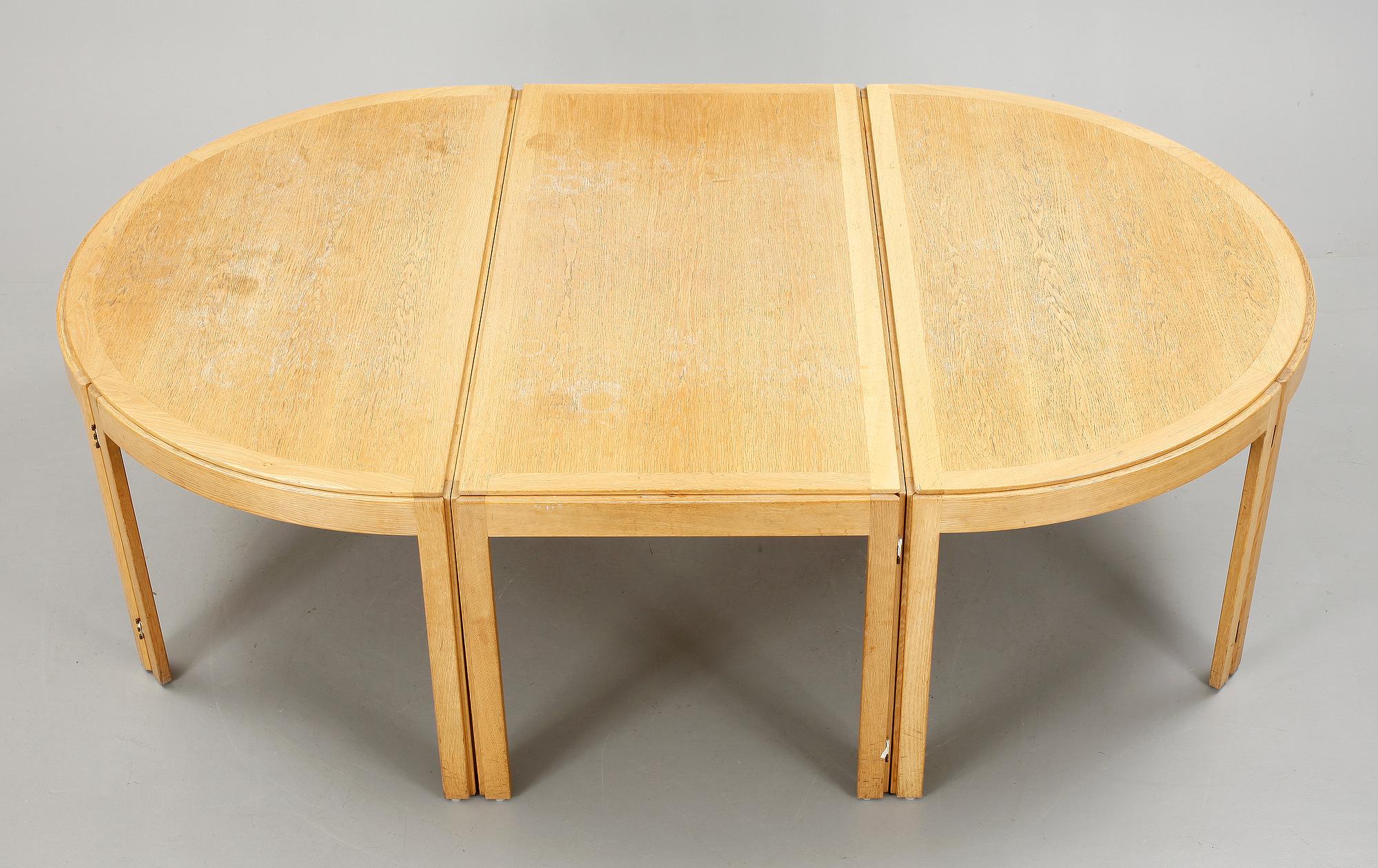 BORD, modell 6310, Börge Mogensen, Frederica, Danmark.