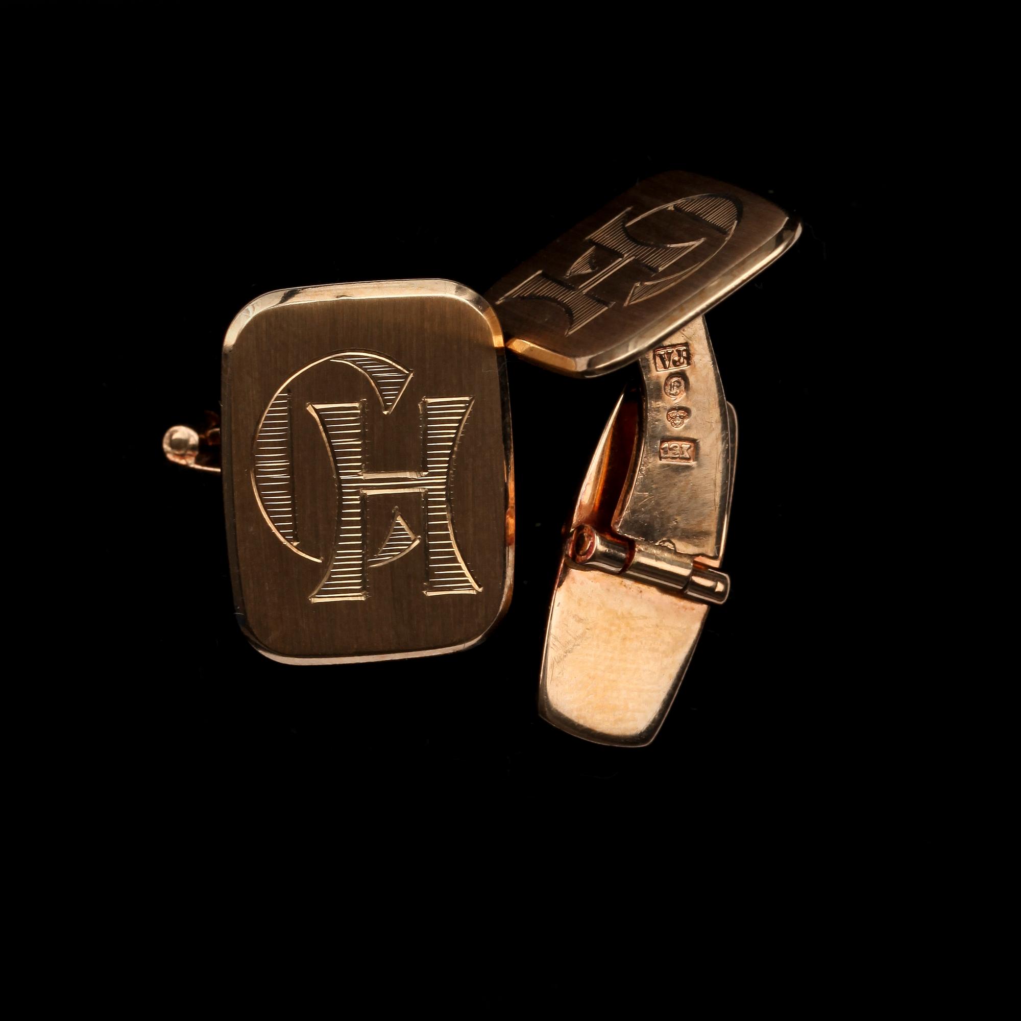 MANCHETTKNAPPAR, ett par, guld 18 K. Vikt c:a 14 g.