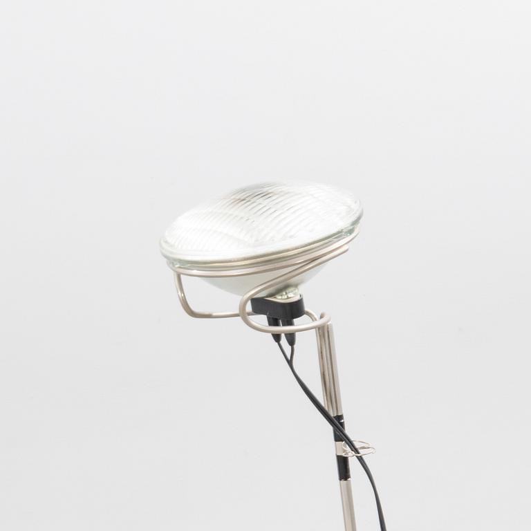 Achille & Pier Giacomo Castiglioni, floor lamp, "Toio", Flos, Italy.