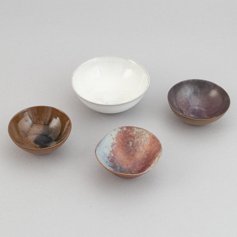 Sven Hofverberg, a set of five stoneware vases and four bowls, mid 20th Century.
