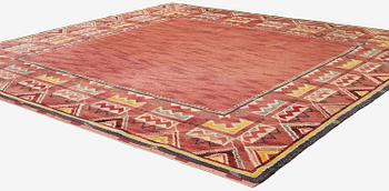 Margareta Sundbom Eichenholz, a knotted pile carpet, ca 338 x 343, unsigned.