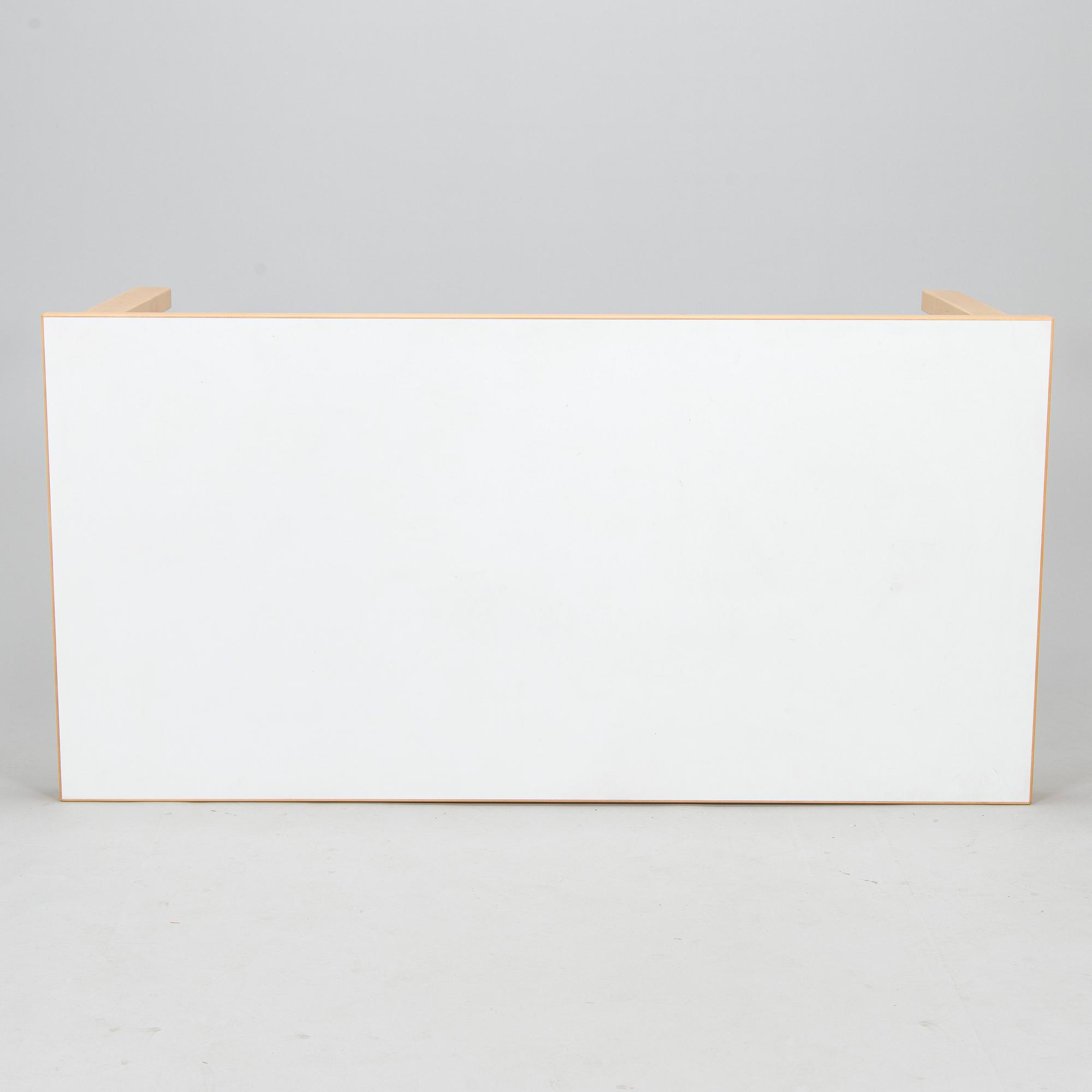 Alvar Aalto, bord, modell 81A, Artek, 1900-talets slut.