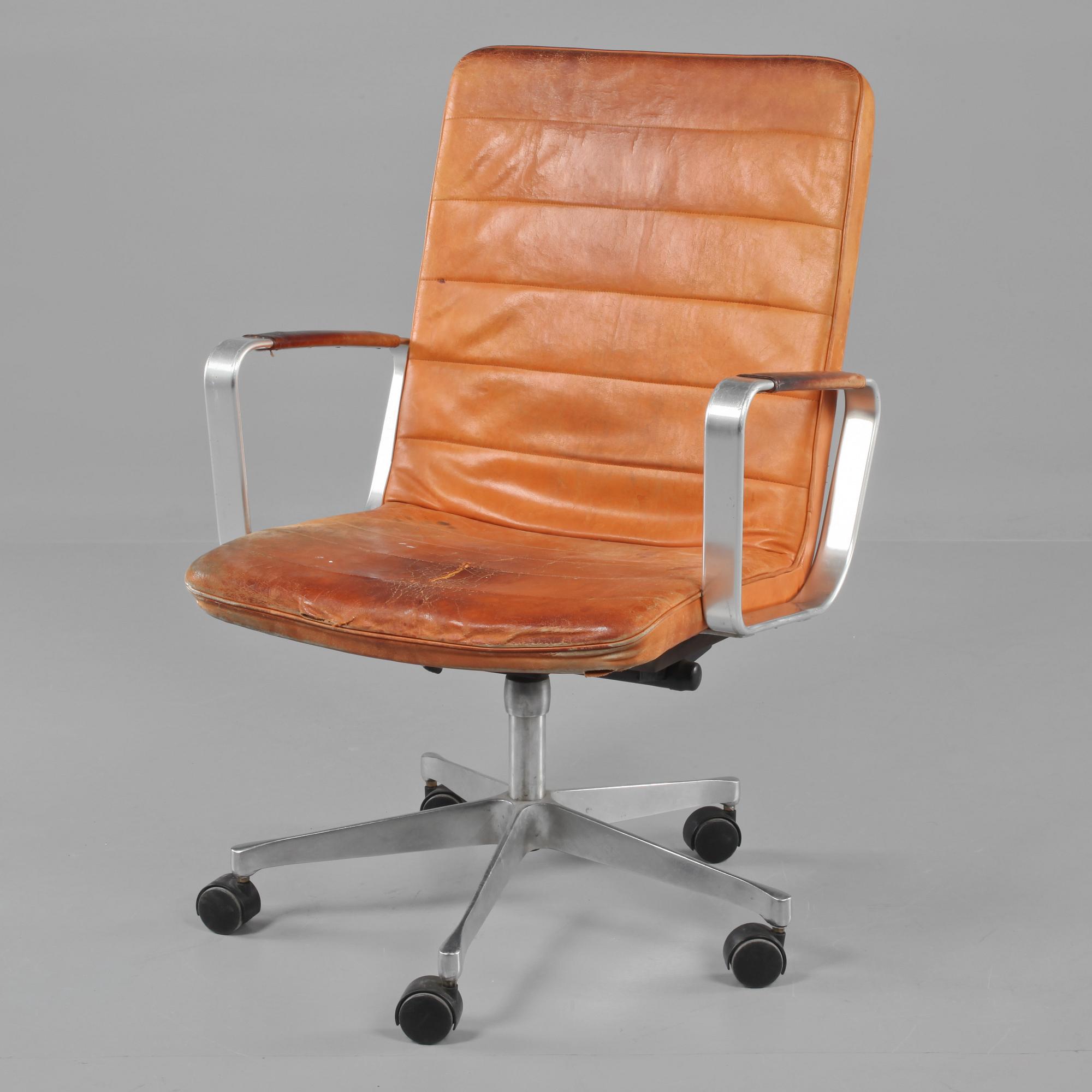 SKRIVBORDSSTOL, Karl-Erik Ekselius, JOC Möbler, 1970-tal.