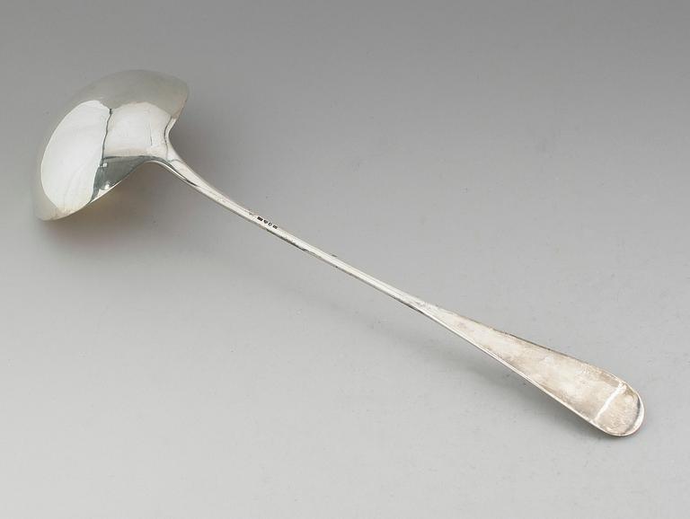 SOPPSLEV, silver, Gustaf Möllenborg, Stockholm 1879. Vikt ca 191 gram.