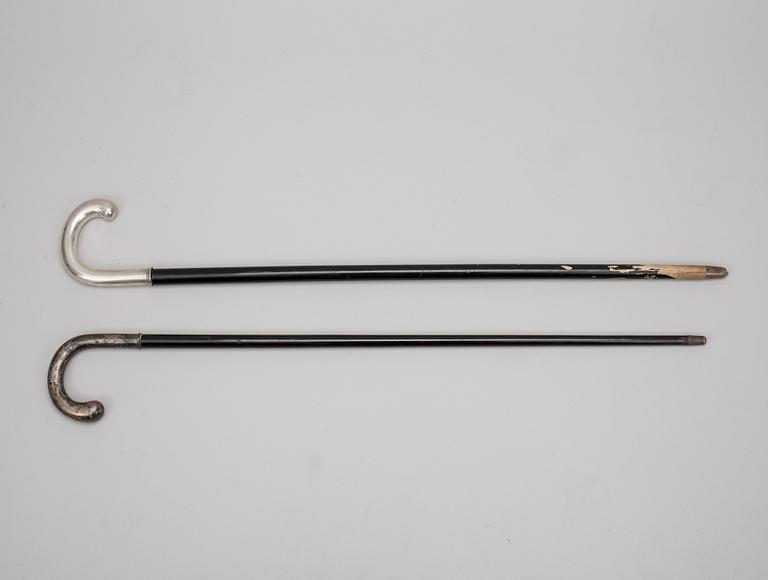PROMENADKÄPPAR, 2 st, silverhandtag, Koivula, Viborg 1924, Kultakeskus Tavastehus 1944.