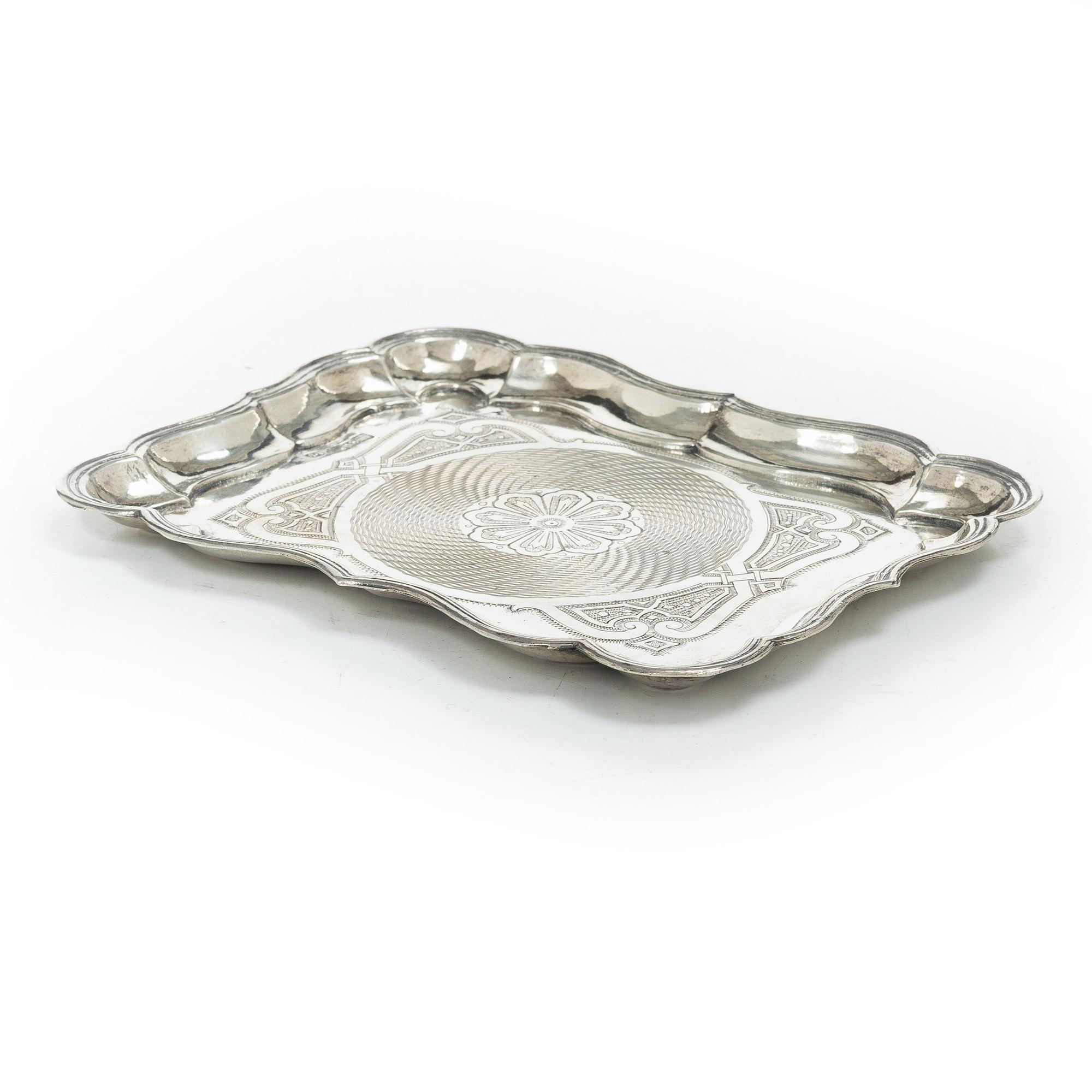 A Russian silver dish, mark of Alexander Fuld, Moscow, 1871.