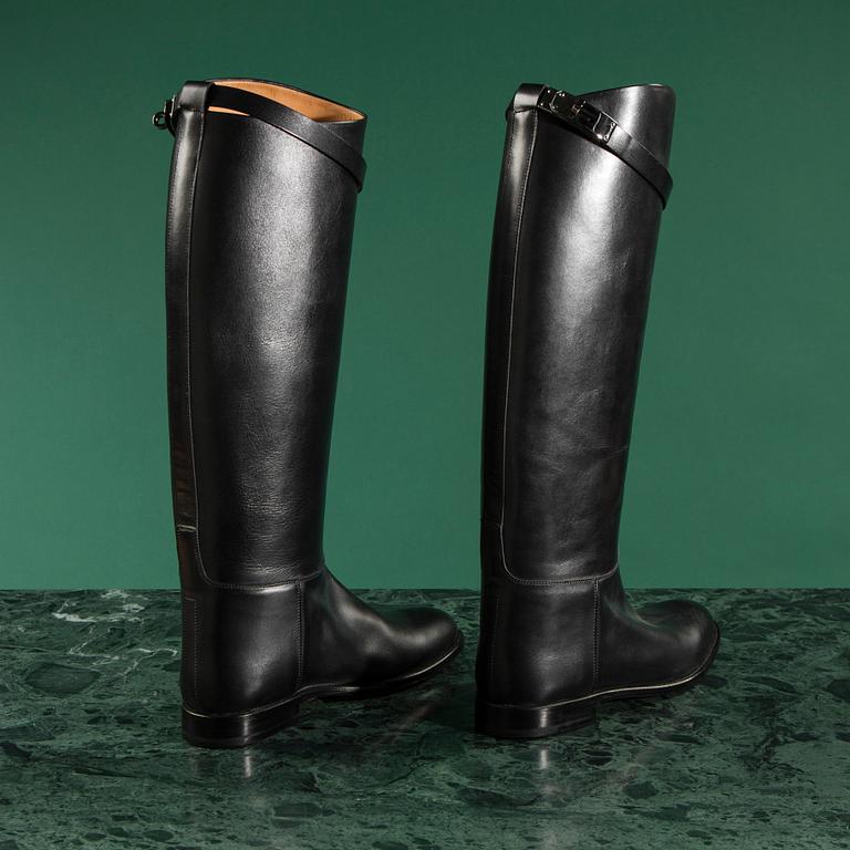 Wellington by Hermès.