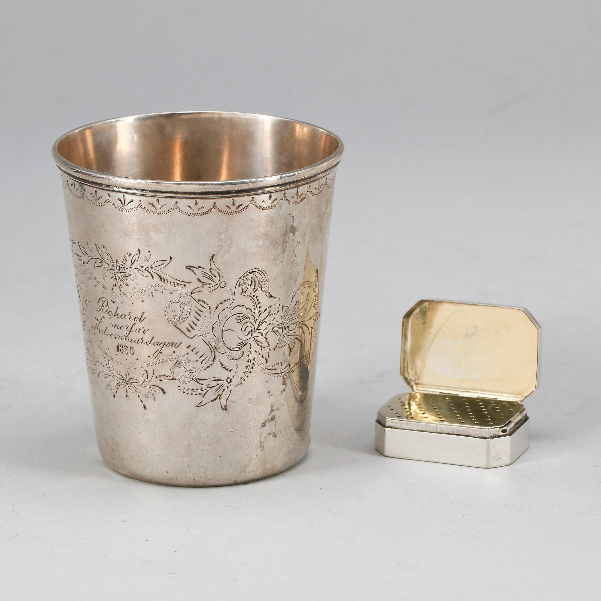 BÄGARE, silver, otdliga mästarstämplar, Stockholm, 1879. Vikt 101 gram.